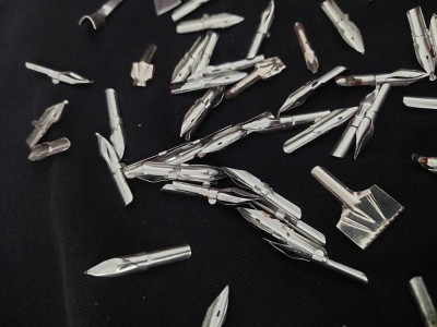 Penite vechi pentru toc.penite pentru desen tehnic din perioada Comunista foto