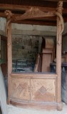 Bufet/vitrina de colt sculptat cu dragoni stil neobaroc lemn masiv, General