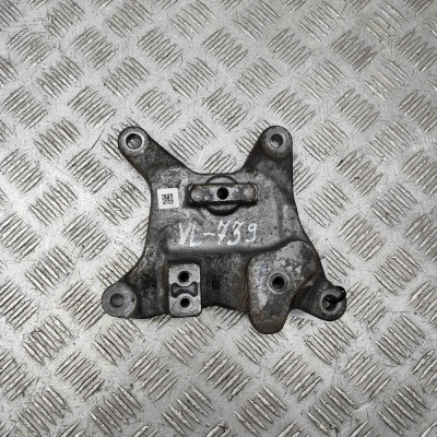 Suport cutie de viteze AUDI Q7 4M 2015 OEM: 4M0399115P foto