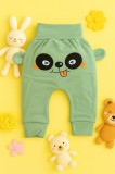 Cumpara ieftin Pantaloni vernil bebe cu imprimeu vesel si urechi aplicate &ndash; model confortabil