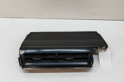 Gura de ventilație planșa de bord TOYOTA PRIUS PLUS _W4_ 2019 OEM: 55406-47100,55686-47120,55670-47170,55670-47180 30555204 foto