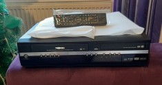 Combo TOSHIBA Dvd recorder - VCR nou