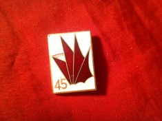Insigna Japonia 1967 Aniversare a 45 Ani - 1922- 1967 , metal si email , h=2,5cm