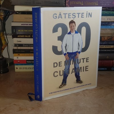 GATESTE IN 30 DE MINUTE CU JAMIE , 2012 * foto