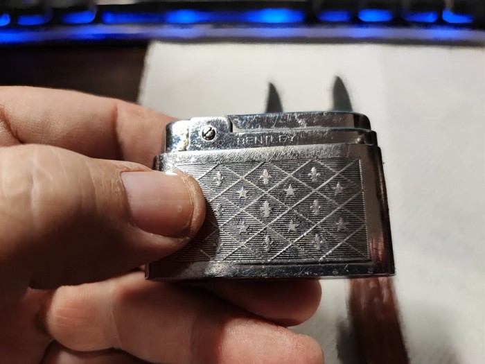 Lot vintage de 2 bricege si o bricheta