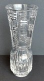 Vaza mica din cristal de Bohemia, motive filiforme, inaltime 18 cm