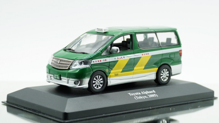 Toyota Alphard &quot;Tokyo Taxi&quot; - Altaya 1/43