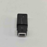 USB CITRO&Euml;N C4 III BA_, BB_, BC_ 2021 OEM: 98217039DX,9824334377 | 28860588