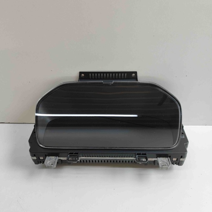 Ceas de bord VOLVO V60 II 225, 227 2022 OEM: 32374025