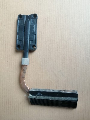 heatsink radiator Dell Vostro 3560 P24F 3550 at0oc0010r0 foto
