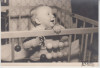 M5 E20 - FOTO - Fotografie foarte veche - bebelus cu numaratoare - anii 1950