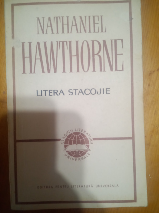 Litera stacojie-Nathaniel Hawtorne