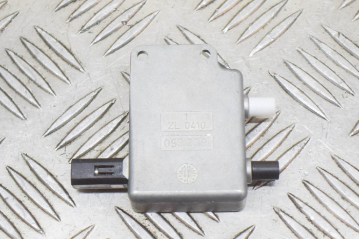 Amplificator de antena MERCEDES-BENZ C Coupe C204 2012 OEM: A4638203789 10007949