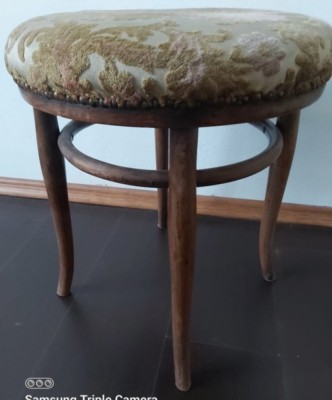 Taburet / scaun antic, lemn tapițat, Thonet Austria, cca 1900 foto