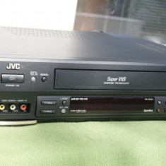 Video S-VHS JVC model HR-S7611 stereo Hi-Fi Defect