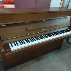 Pianina Yamaha maro impecabila, cu garantie si acordaj