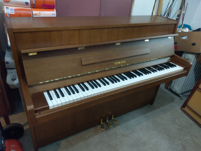 Pianina Yamaha maro impecabila, cu garantie si acordaj foto