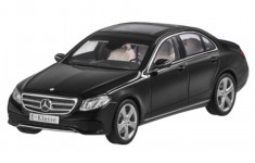 Macheta Oe Mercedes-Benz E-Class 1:43 Negru B66962303 foto