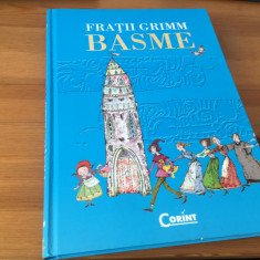 FRATII GRIMM, BASME. ILUSTRATE DE VALERIA MOLDOVAN. FORMAT MARE. ED. CORINT 2011
