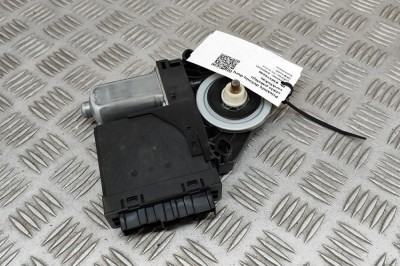 Motor macara geam ușă dreapta față VOLVO XC90 II 2020 OEM: 31674756 30374240 foto