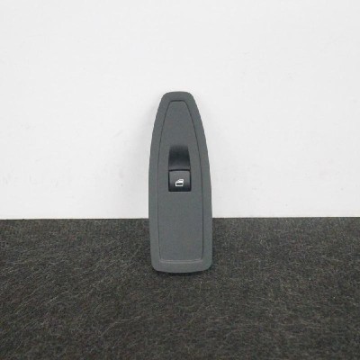 Buton geam ușă dreapta față BMW 3 F30, F80 2012 OEM: 92081077283835 2937744 foto