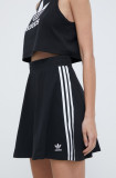 Adidas Originals fustă 3-Stripes culoarea negru, mini, evazati, IU2526