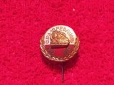 Insigna fotbal - LOCOMOTIVA (CFR) Cupa &quot;16 februarie&quot; 1933/1956