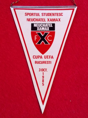 Fanion meci fotbal SPORTUL STUDENTESC Bucuresti-NEUCHATEL XAMAX(3.10.1985) foto