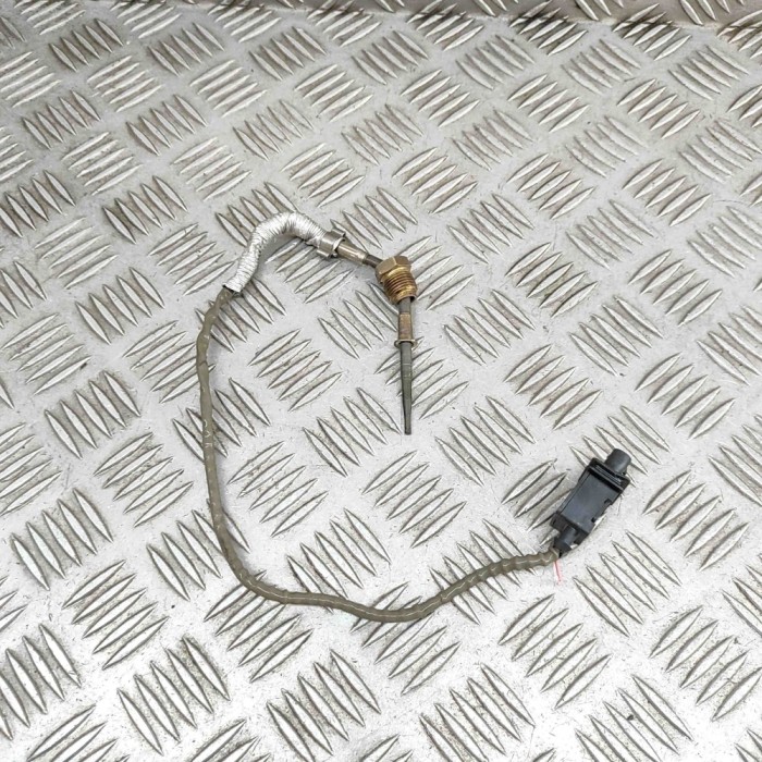 Senzor de temperatură VW T-ROC A11 2023 OEM: 05E919519J | 31254984