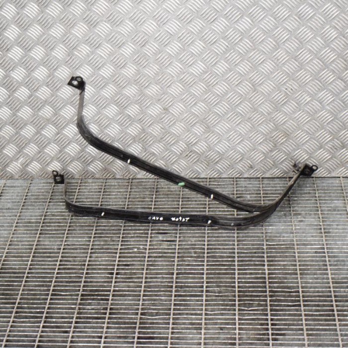 Suport rezervor de combustibil MASERATI GHIBLI M157 2014 OEM: 670007867 10534262