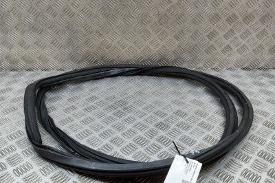 Garnitura ușă dreapta față AUDI Q5 FY 2021 OEM: 80A831721B | 28195363 foto