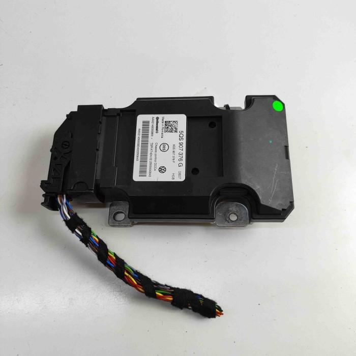 Modul de control suspensie dinamică VW TAYRON R41 2024 OEM: 5QS907376G,5QS907376F 32380346