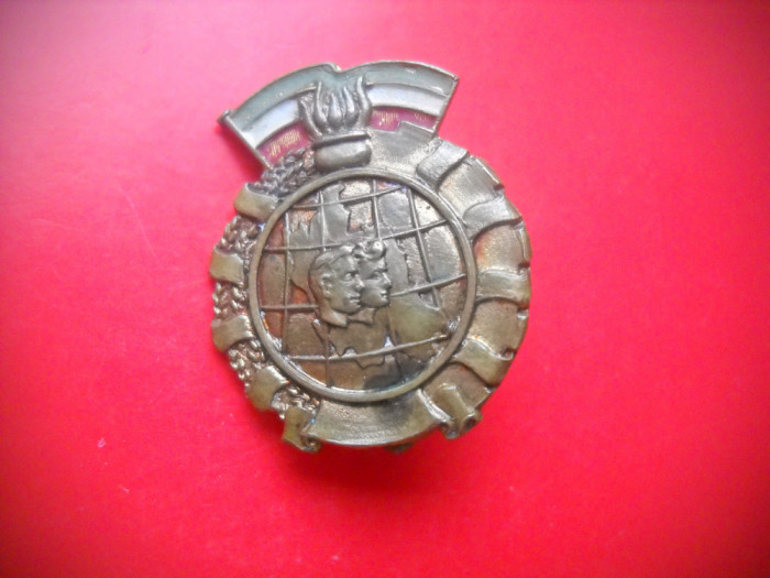 HOPCT INSIGNA UNGARIA H 6 -MILITARA VECHE - D= 25 MM