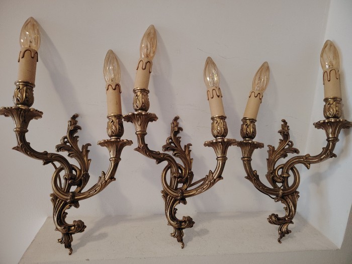 Superb set de 3 aplice din bronz masiv in stilul Rococo,piese cu o lucrătură de o foarte mare finețe