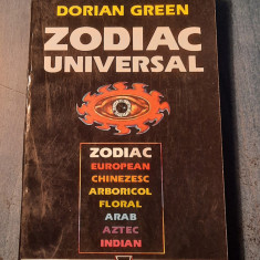 Zodiac universal Dorian Green