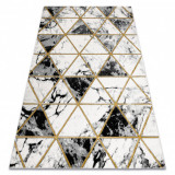 Exclusiv EMERALD covor 1020 glamour, stilat, marmură, triunghiurile negru / aur, 180x270 cm