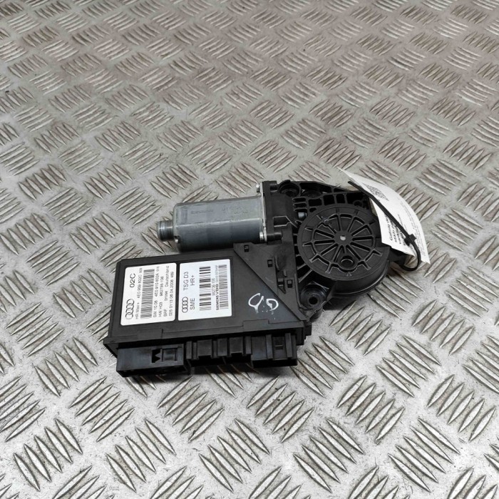 Motor macara geam ușă dreapta spate AUDI A8 D3 4E2, 4E8 2006 OEM: 4E0959802C,4E0959802A 29395551
