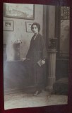 Lot - peste 70 de fotografii (format mediu) - majoritatea din perioada interbelica si din Romania, portrete, grupuri - unele cu defecte