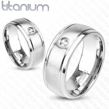 Inel din titan de culoare argintie cu suprafață mată, crestături și zirconiu, 8 mm - Marime inel: 70