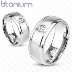 Inel mat tip bandă din titan de culoare argintie, crestături subțiri și zirconiu transparent, 6 mm - Marime inel: 49