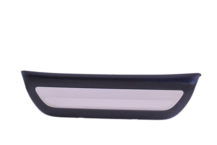 Ornament prag interior st&acirc;nga spate KIA XCEED CD 2022 OEM: 85877-J7700WK 18109349