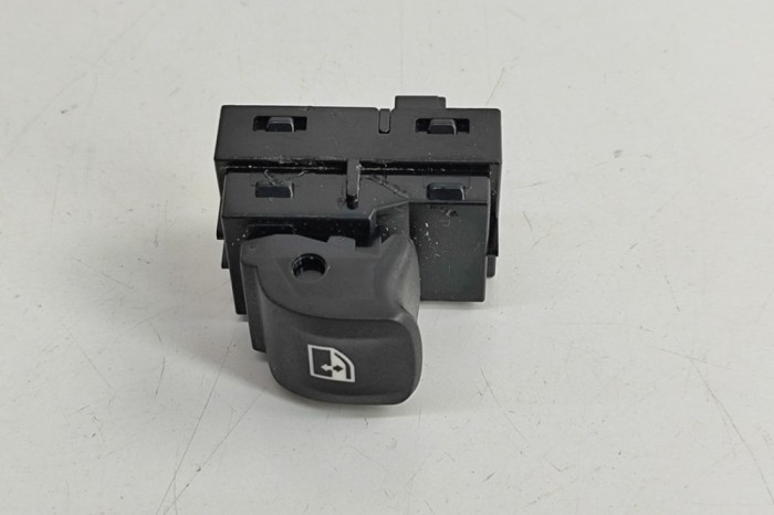 Buton geam ușă st&acirc;nga față BMW 2 Gran Coupe F44 2023 OEM: 7950756 29623949