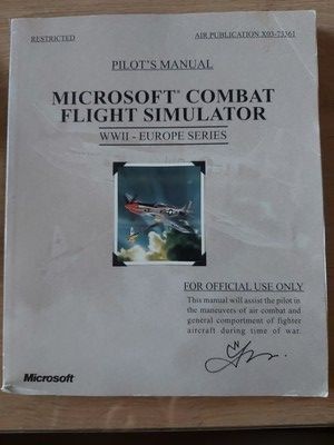 Microsoft combat flight simulator Pilot&amp;#039;s Manual foto