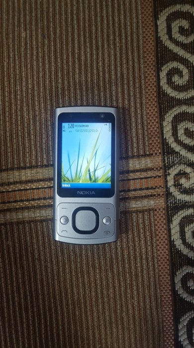 Vand nokia 6700s ca Nou !!