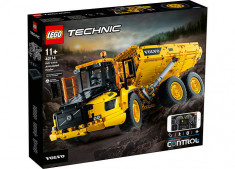 LEGO Technic - Transportor Volvo 6x6 (42114) foto