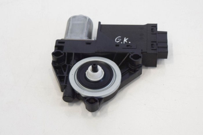 Motor macara geam ușă st&acirc;nga spate VOLVO S90 II 2018 OEM: 31674759,8888777266,966264-102 11181254
