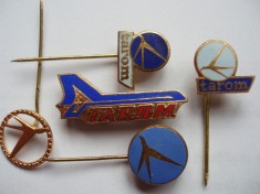 ROMANIA - SET DE 5 INSIGNE CU LOGO TAROM , 1980, RSR , 1980, RSR , IM 1.154