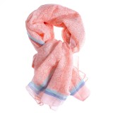 Esarfa roz cu flori albe