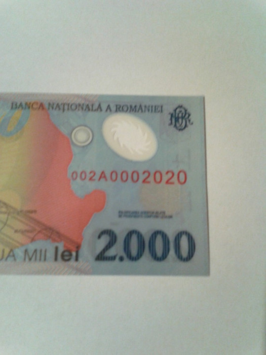 2000 Lei Eclipsa. Serie 2020. Rara.