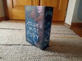 Sarah J. Maas: A Court Of Mist And Fury (limba maghiara)